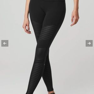 Alo Yoga Black Moto Leggings